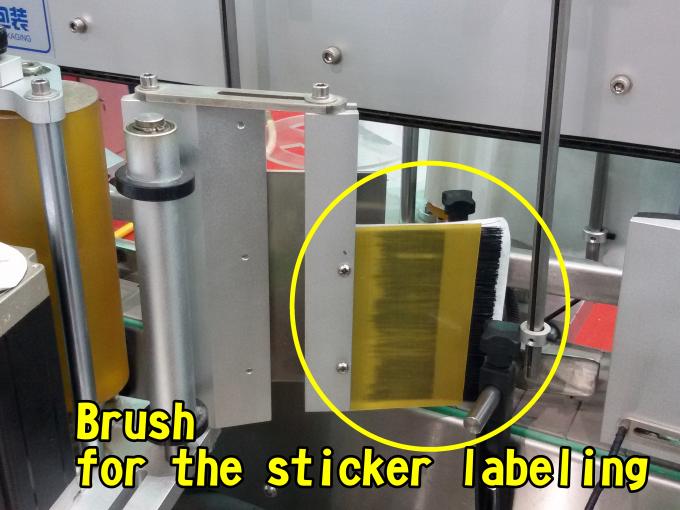 බෑග් කර්මාන්ත ශාලාව සඳහා පැතලි මතුපිට ස්වයංක්‍රීය ලේබල් කිරීමේ යන්ත්‍රය අධිවේගී 60 - 350 pcs / Min