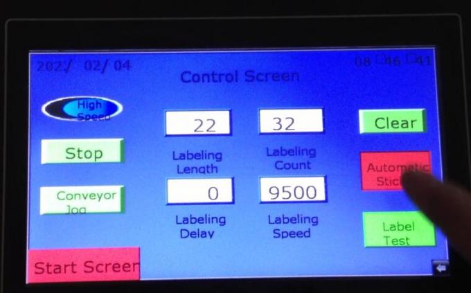 1000mm × 450mm ප්‍රමාණයේ පැතලි බෑග් ඉහළ පැත්තේ ස්වයංක්‍රීය පැතලි මතුපිට ලේබල් අයදුම්කරු