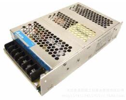 ඕවලාකාර, වටකුරු, ජලධර සඳහා සම්පූර්ණ ස්වයංක්‍රීය ස්වයං මැලියම් ලේබල් අයදුම්කරු උපකරණ ද්විත්ව පැති ස්ටිකර් ලේබල් කිරීමේ යන්ත්‍රය