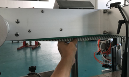 CE සහතිකය සහිත ඉහළ බෝතල් ස්වයංක්‍රීය බෝතල් ලේබල් යන්ත්‍රය