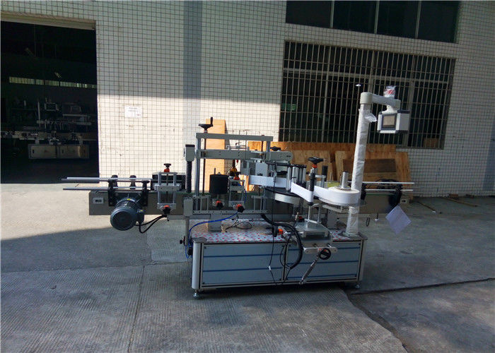 චීනයේ පූර්ණ ස්වයංක්රීය චතුරස්ර බෝතල් ලේබල් කිරීමේ යන්ත්ර 4000-8000 බී / එච් ධාරිතා සැපයුම්කරු