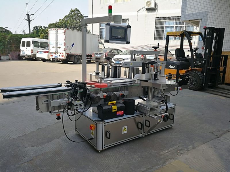 චයිනා ෂැම්පූ බෝතල් ද්විත්ව පැත්ත ඇලෙන සුළු ලේබල් කිරීමේ යන්ත්‍රය පූර්ණ ස්වයංක්‍රීය සැපයුම්කරු